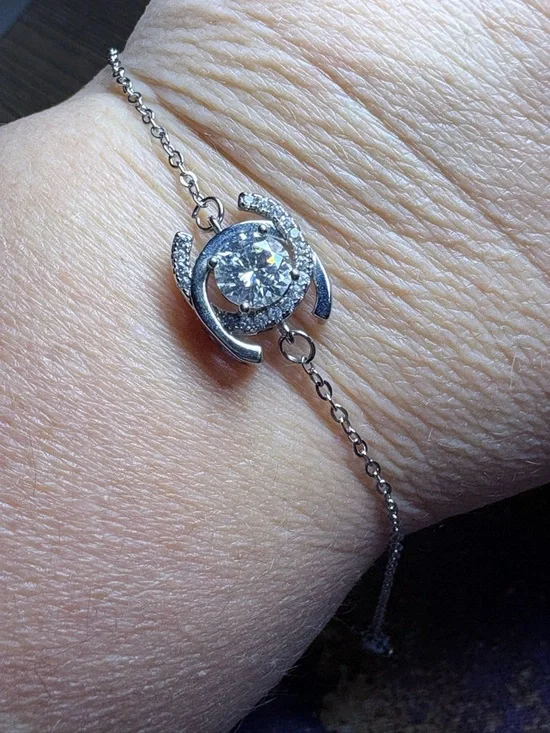 Certified 2 carat moissanite circle bracelet with silver chain - Picture 2 of 4